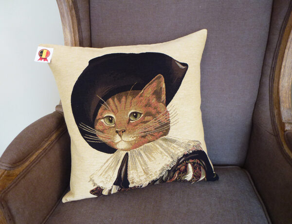 Coussin chat Dartagnan-- 45x45cm-10833