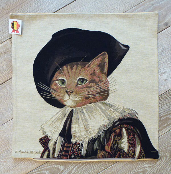 Coussin chat Dartagnan-- 45x45cm-10832