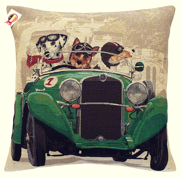 Coussin en tapisserie – Chiens voiture –