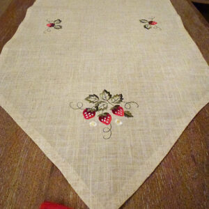 900 Chemin de Table Fraises -- 50x150cm-10948