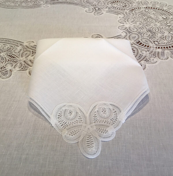 Nappe en dentelle -- 160x180cm-11088