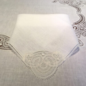 Nappe en dentelle -- 160x225cm-11121