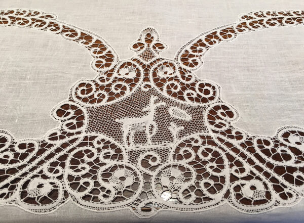 Nappe en dentelle -- 170x270cm-11070