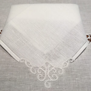 Nappe en dentelle -- 170x270cm-11069