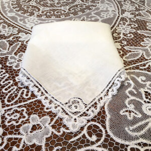 Nappe en dentelle -- 160x220cm-11082